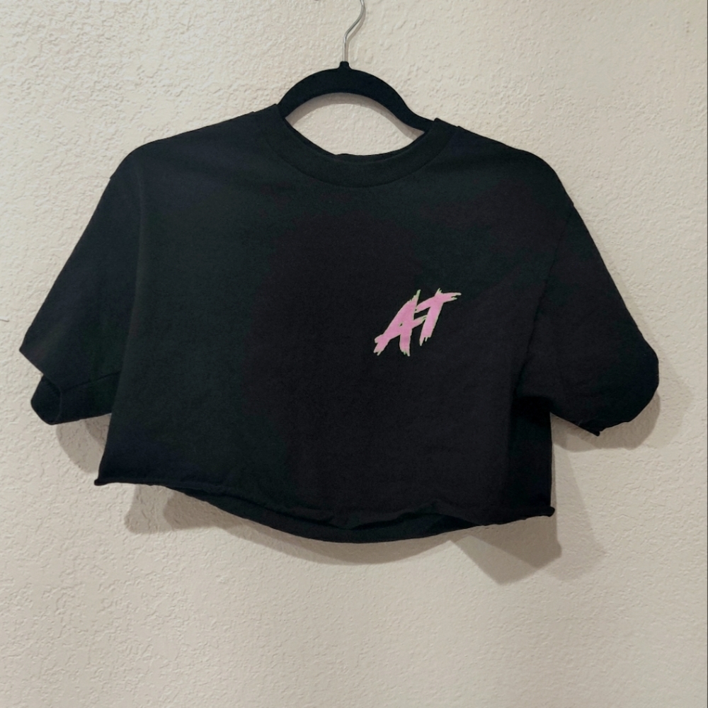 🥀3/$20 always timeless crop top medium